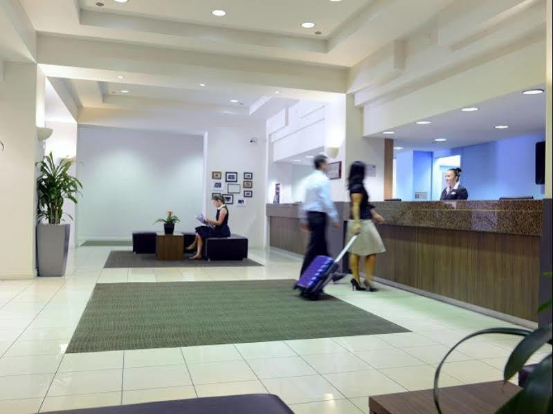 Hotel Ibis Styles Adelaide Grosvenor Exterior foto